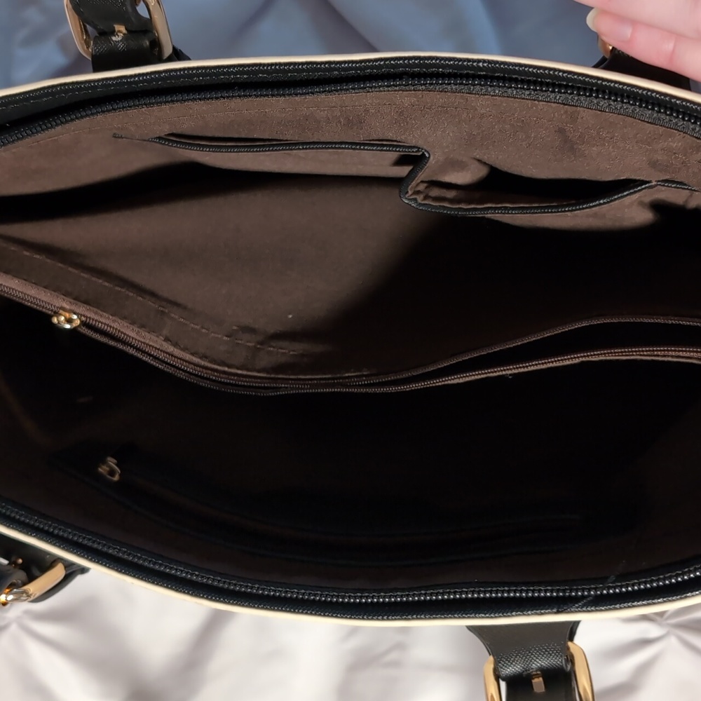 Handbag - Picture 2 of 4